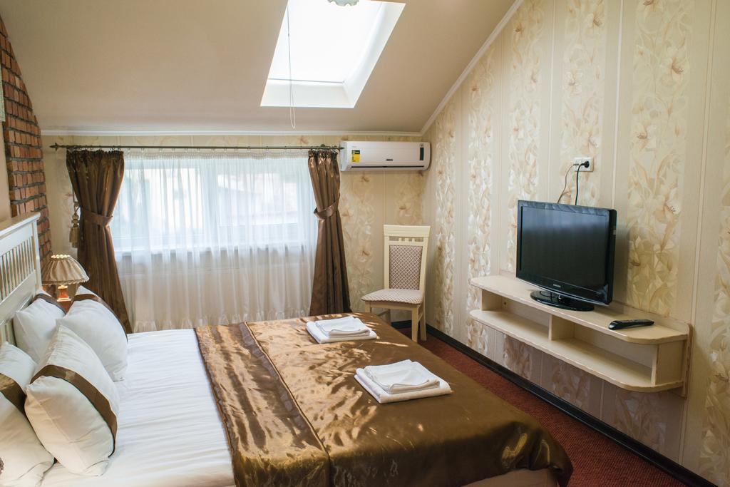 Sapsan Hotel Ternopil Phòng bức ảnh