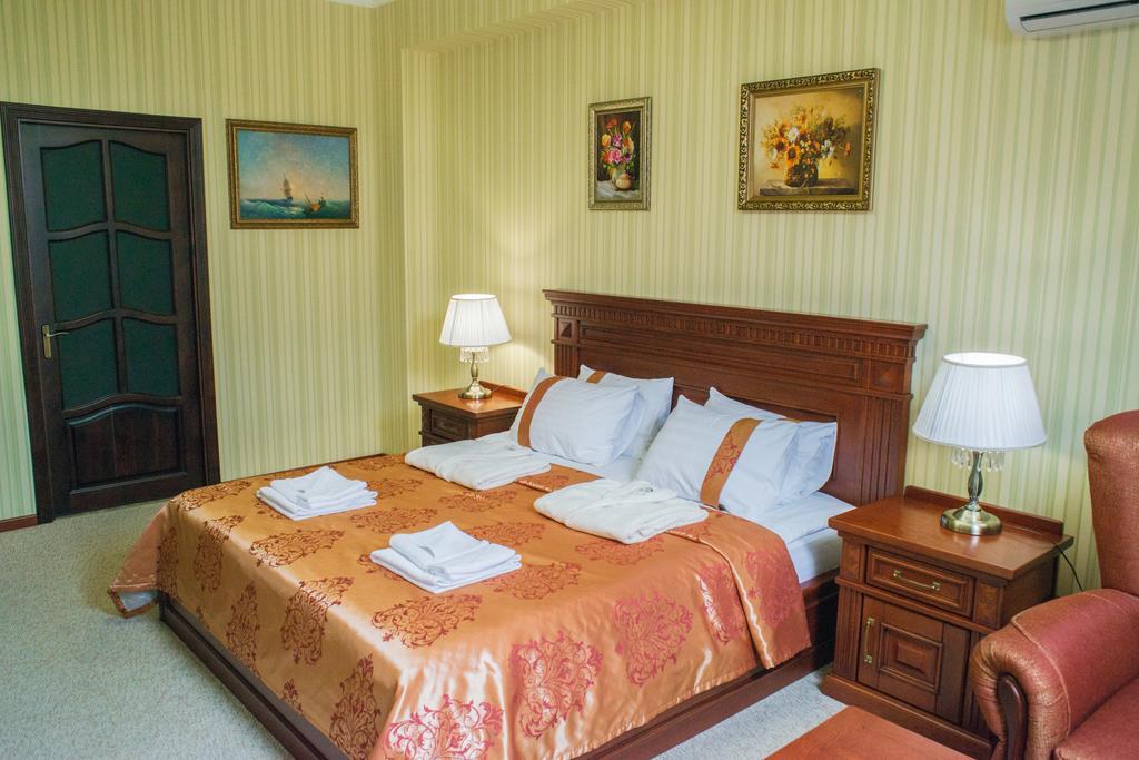 Sapsan Hotel Ternopil Phòng bức ảnh