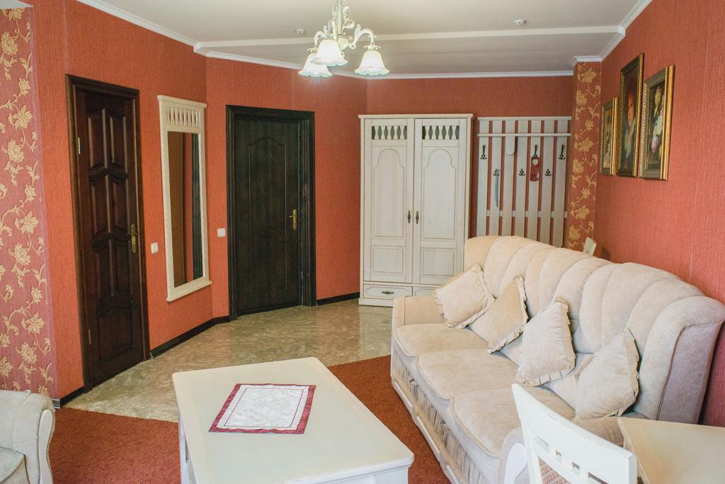 Sapsan Hotel Ternopil Phòng bức ảnh