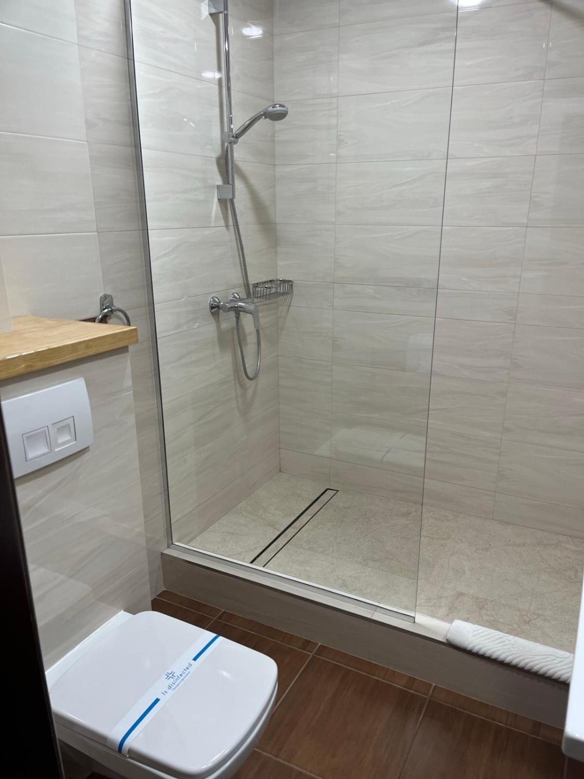 Sapsan Hotel Ternopil Ngoại thất bức ảnh
