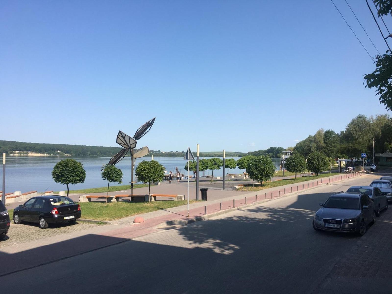 Sapsan Hotel Ternopil Ngoại thất bức ảnh